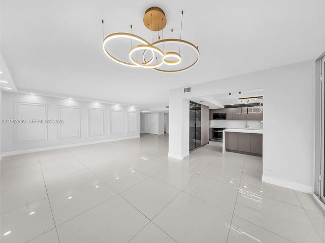 301 174th St 2004, Sunny Isles Beach, FL 33160