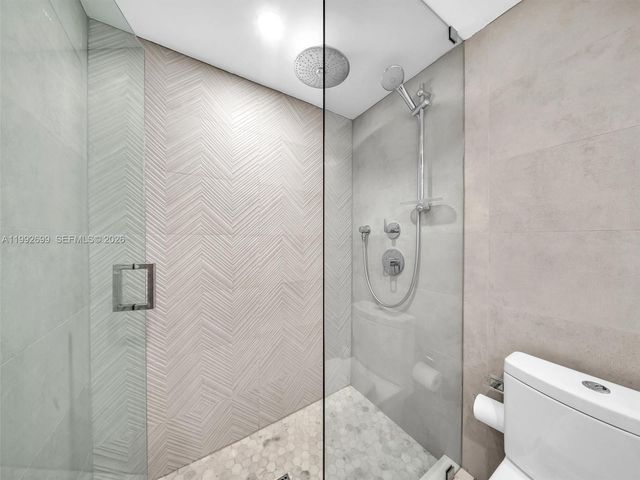 301 174th St 2004, Sunny Isles Beach, FL 33160