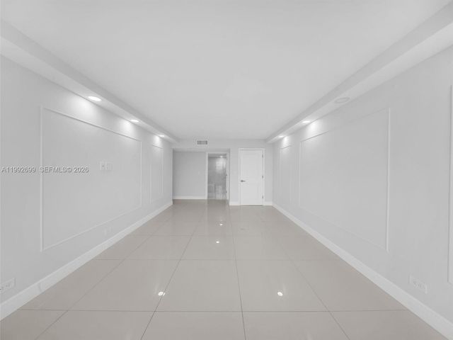 301 174th St 2004, Sunny Isles Beach, FL 33160