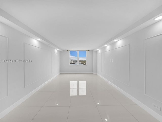 301 174th St 2004, Sunny Isles Beach, FL 33160