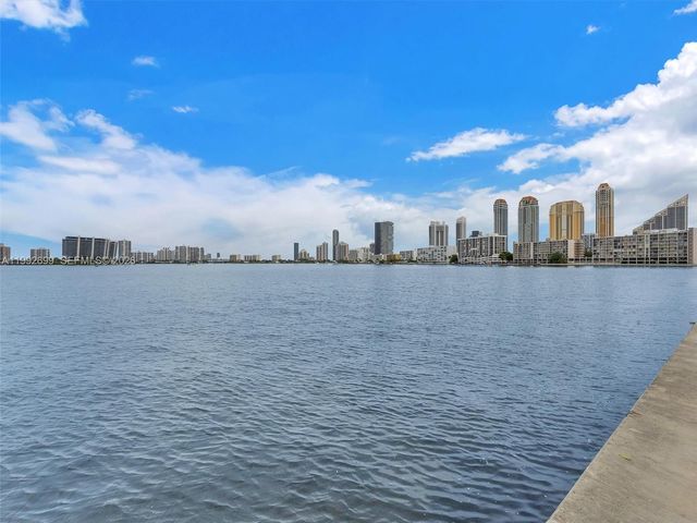 301 174th St 2004, Sunny Isles Beach, FL 33160