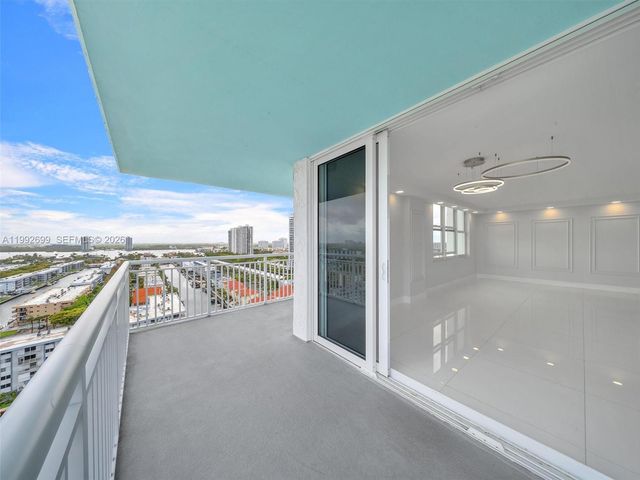 301 174th St 2004, Sunny Isles Beach, FL 33160