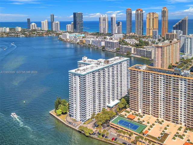 301 174th St 2004, Sunny Isles Beach, FL 33160