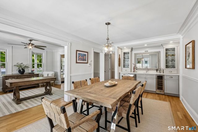 7 Ennis Lane, Fairfield, CT 06824