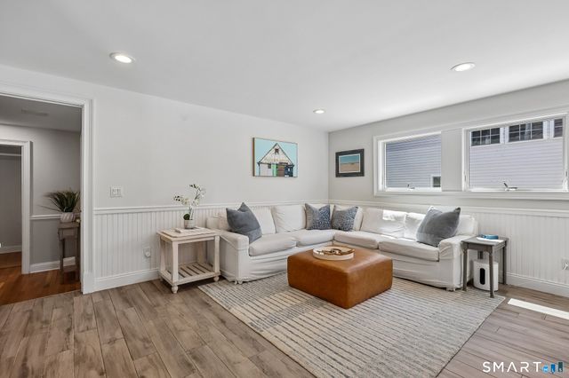 7 Ennis Lane, Fairfield, CT 06824