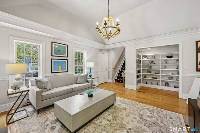 7 Ennis Lane, Fairfield, CT 06824