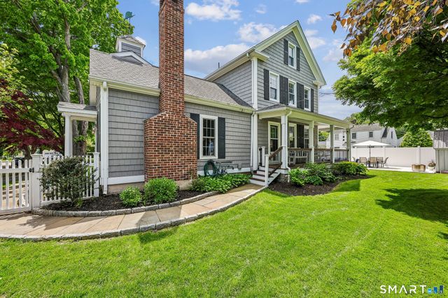 7 Ennis Lane, Fairfield, CT 06824