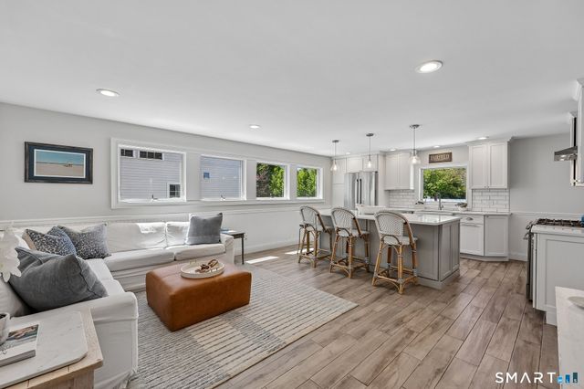 7 Ennis Lane, Fairfield, CT 06824