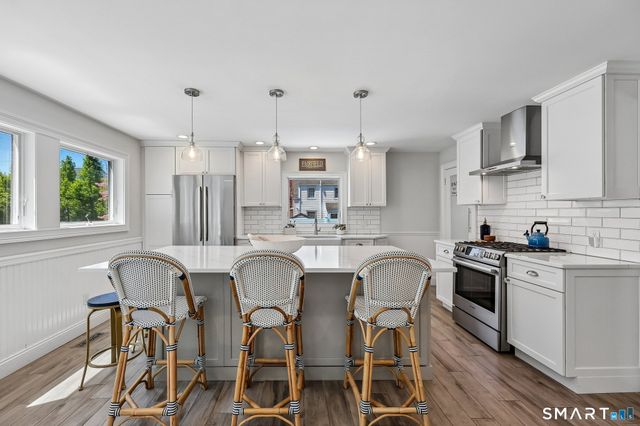 7 Ennis Lane, Fairfield, CT 06824