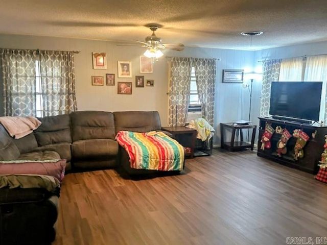 324 Elaine Ave., Camden, AR 71701