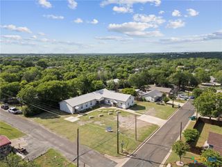 301 W Avenue F, Belton, TX 76513