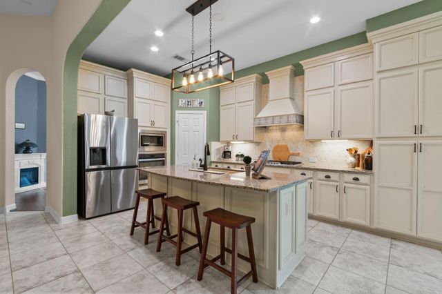 2658 Granite River Lane, Conroe, TX 77385