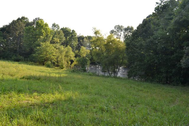 669 Houston Fielder Rd, Clarksville, TN 37043