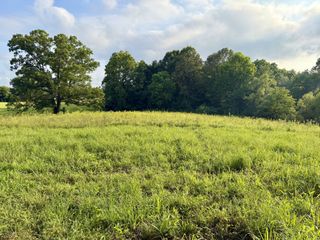 669 Houston Fielder Rd, Clarksville, TN 37043