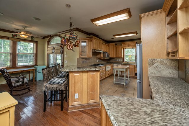 1342 1st Bend Road, Harleyville, SC 29448