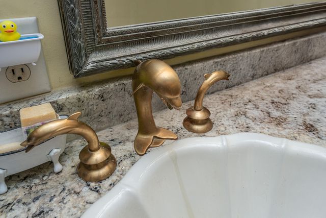 1342 1st Bend Road, Harleyville, SC 29448