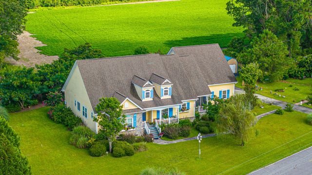 1342 1st Bend Road, Harleyville, SC 29448