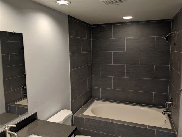 2243 Martin 205, Irvine, CA 92612