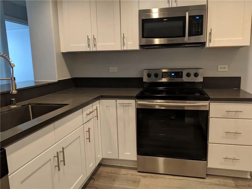 2243 Martin 205, Irvine, CA 92612