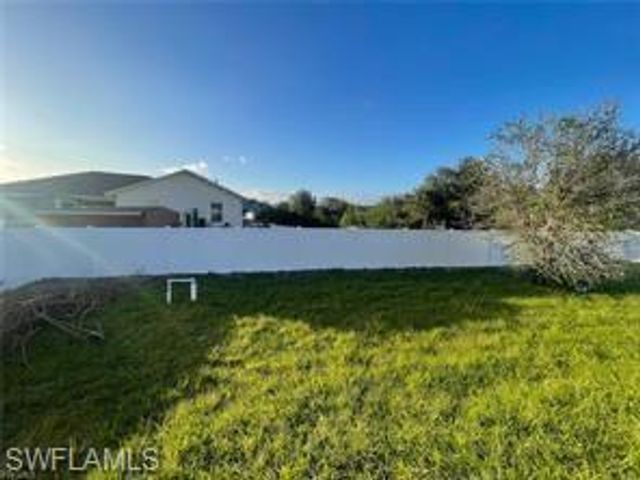 538 Paloma AVE, Lehigh Acres, FL 33974