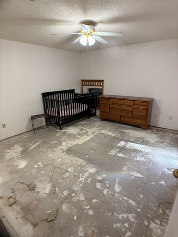 1005 Godfrey St, Midland, TX 79703