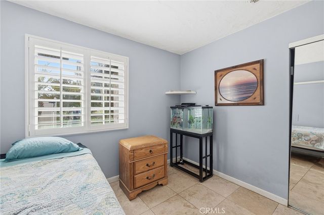 6021 Ivory Circle, Huntington Beach, CA 92647