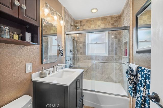 6021 Ivory Circle, Huntington Beach, CA 92647