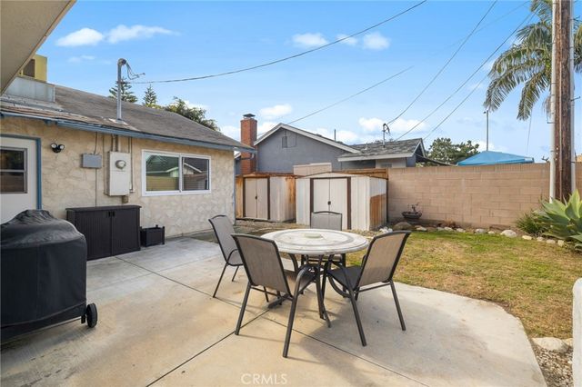 6021 Ivory Circle, Huntington Beach, CA 92647