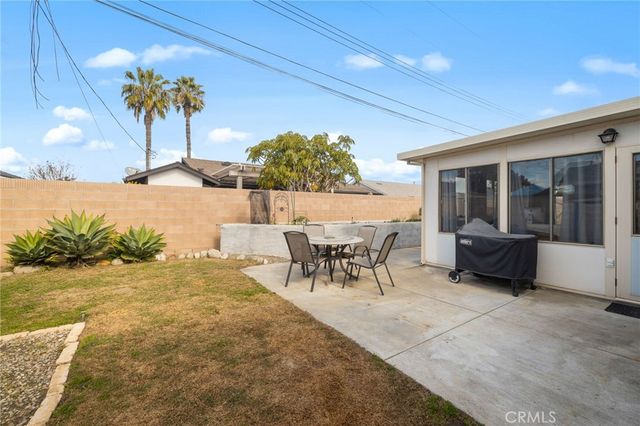 6021 Ivory Circle, Huntington Beach, CA 92647