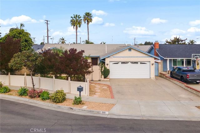 6021 Ivory Circle, Huntington Beach, CA 92647