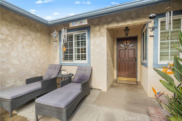 6021 Ivory Circle, Huntington Beach, CA 92647