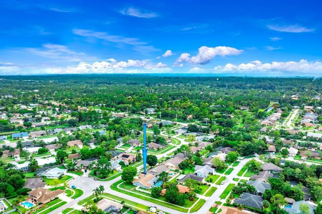 574 Juniper Place, Wellington, FL 33414