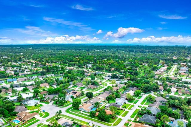 574 Juniper Place, Wellington, FL 33414