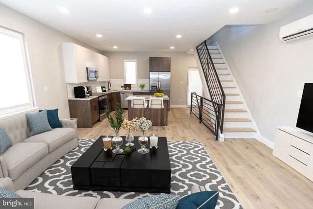 2417 N HANCOCK ST, Philadelphia, PA 19133