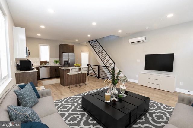 2417 N HANCOCK ST, Philadelphia, PA 19133