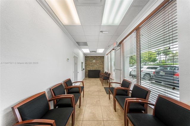 9560 SW 107th Ave 106A, Miami, FL 33176