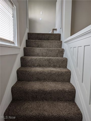 526 Wooster Road N, Barberton, OH 44203