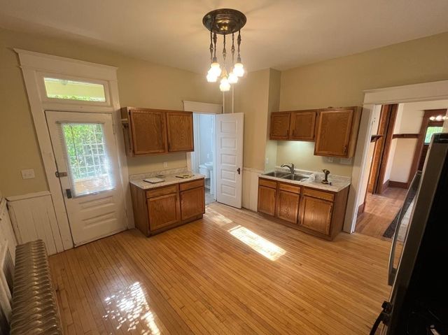 402 Eichenwald Street, Saint Paul, MN 55106