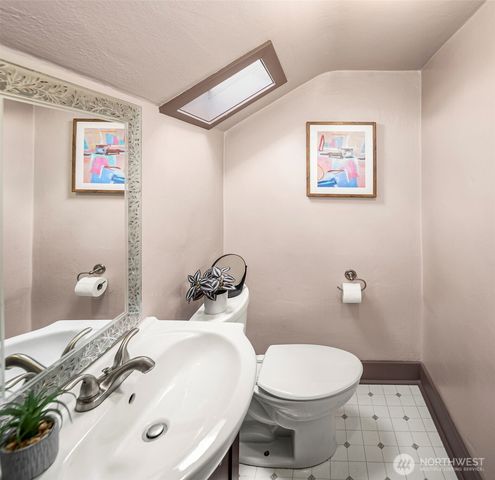 6206 36th Avenue NE, Seattle, WA 98115
