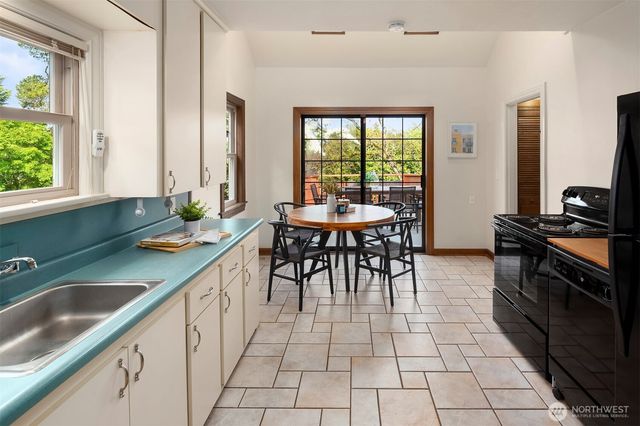 6206 36th Avenue NE, Seattle, WA 98115