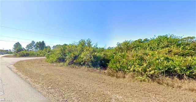 221 Piedmont ST, Lehigh Acres, FL 33974