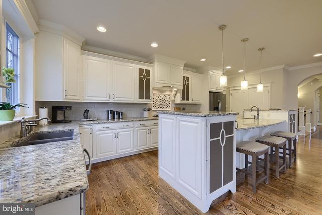 2536 STARBRUSH DR, East Petersburg, PA 17520