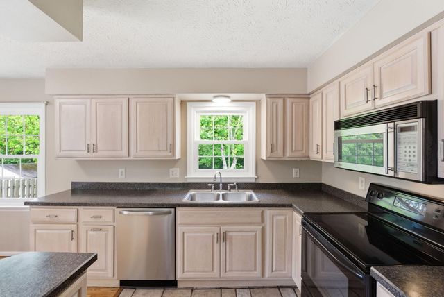 523 W Margaret Drive, Wilmore, KY 40390
