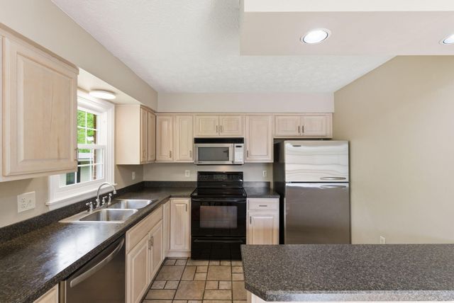 523 W Margaret Drive, Wilmore, KY 40390