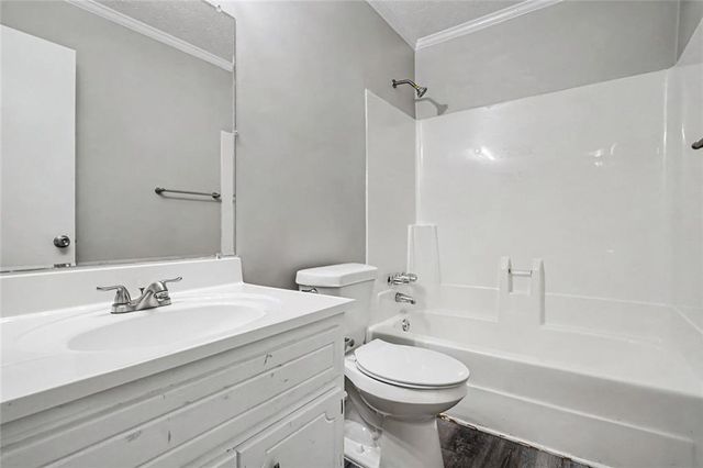 125 Beacon Drive, Fayetteville, GA 30215