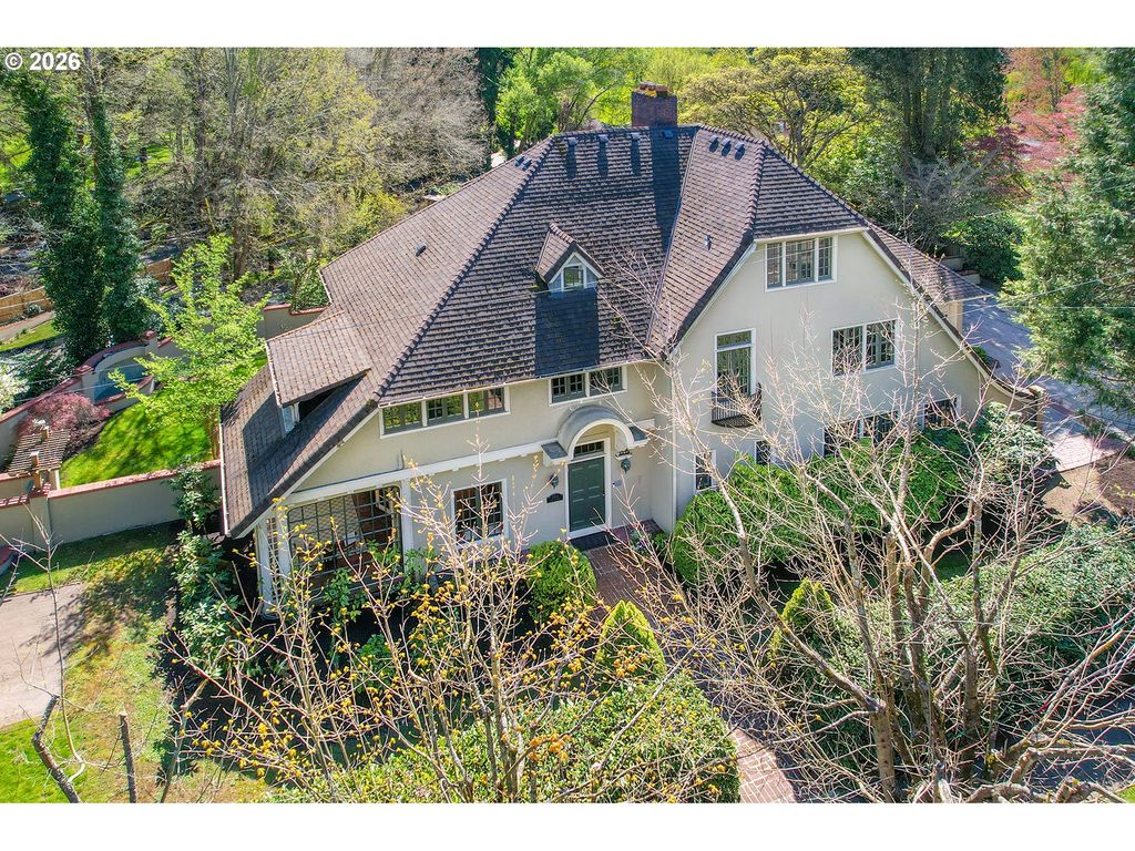3574 E BURNSIDE St, Portland, OR 97214