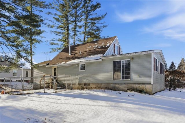 61 Russell Circle, Milton, VT 05468