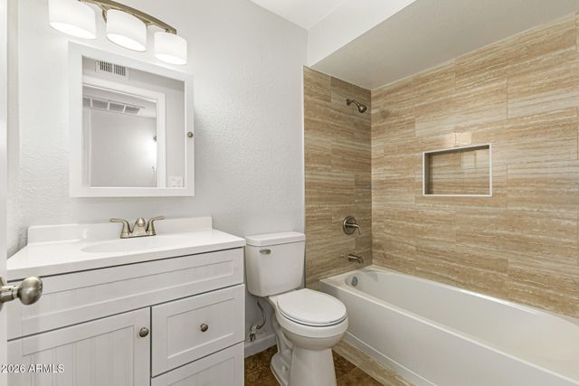 1101 W OAKLAND Street, Chandler, AZ 85224