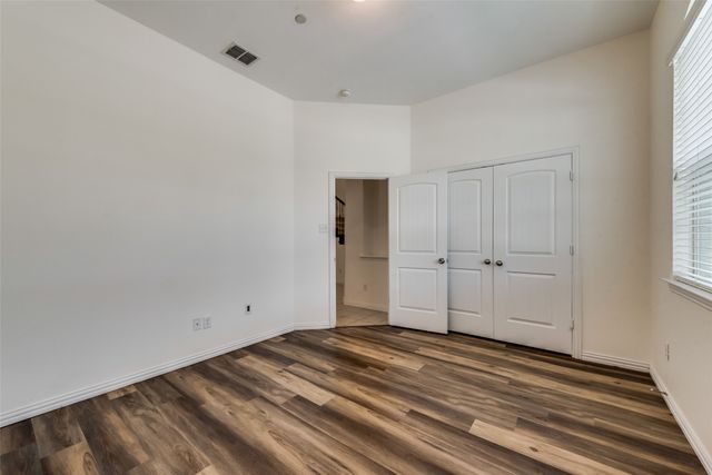 1930 Loma Alta Drive, Irving, TX 75063