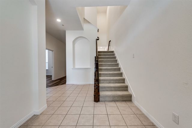 1930 Loma Alta Drive, Irving, TX 75063